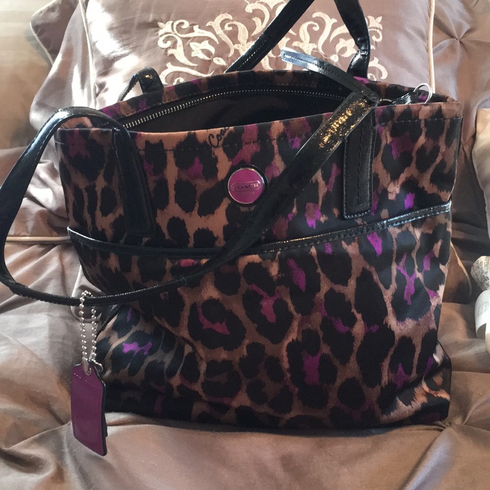 Coach Purse 🎉🛍 LOWEST PRICE 🛍🎉